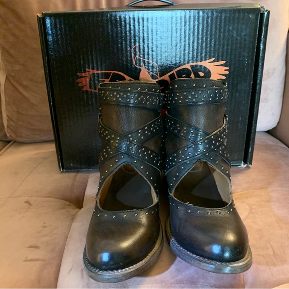 NWB Freebird Saphire Boots 8, Black - Picture 5 of 13